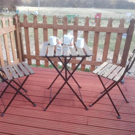 Wee Hoose Glamping 3 Hotel Kinbrace ภายนอก รูปภาพ