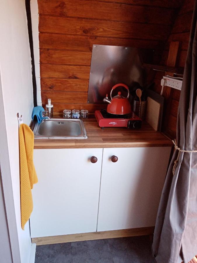 Wee Hoose Glamping 3 Hotel Kinbrace ภายนอก รูปภาพ